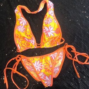 Scrunch butt tie-side bikini exotic dance wear